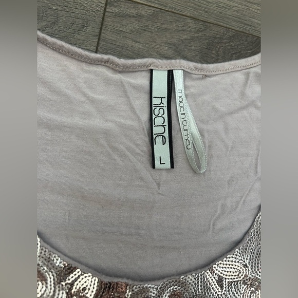 Kische Floral Embellished Tank Top in Soft Gray - Picture 3 of 4